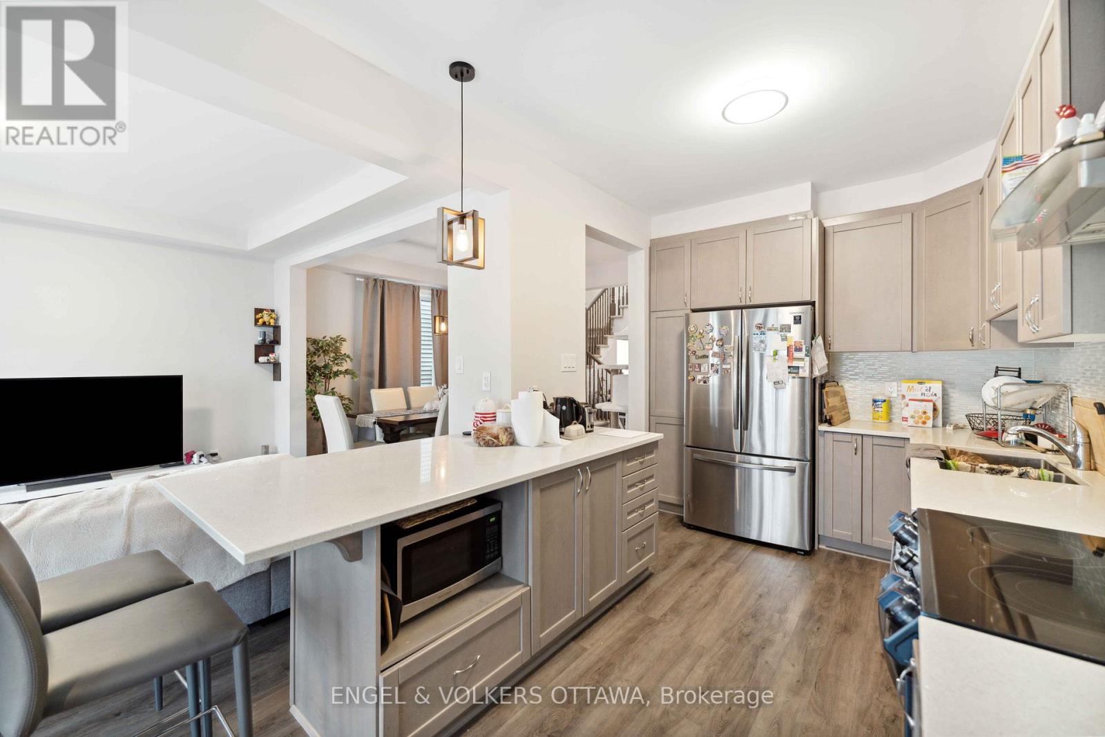 3 Bed, 4 Bath House for Rent in Ottawa – 2283 WATERCOLOURS WAY, Ottawa – MLS# X13457660 - Image 21
