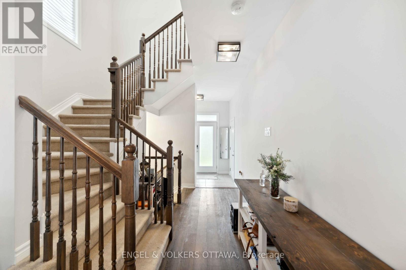 3 Bed, 4 Bath House for Rent in Ottawa – 2283 WATERCOLOURS WAY, Ottawa – MLS# X13457660 - Image 8
