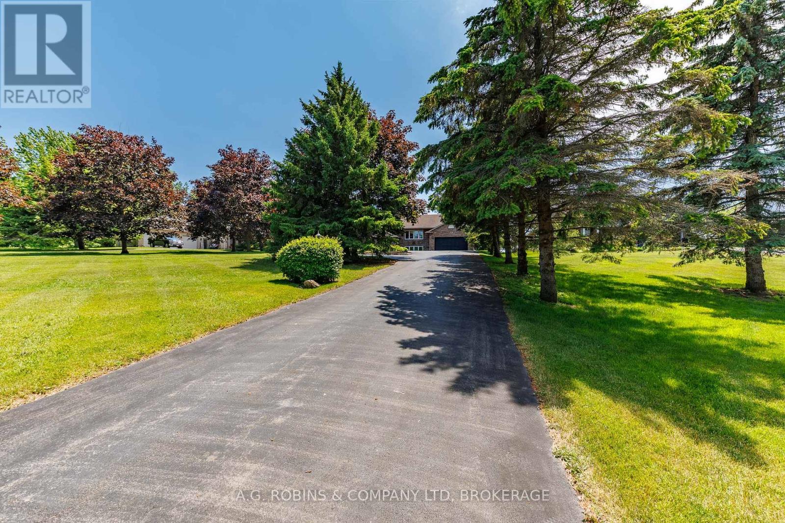 10321 LAKSHORE ROAD W - Image 9