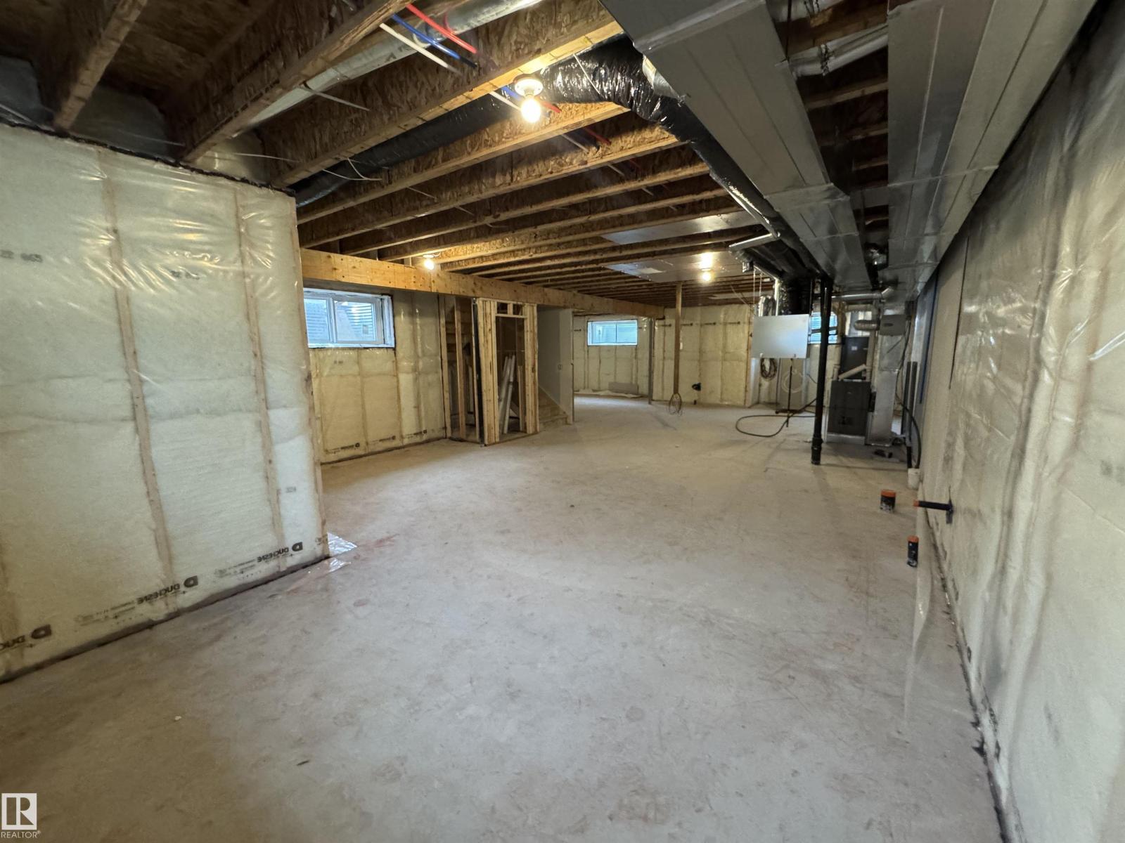 33 Harley WY NW — photo 37