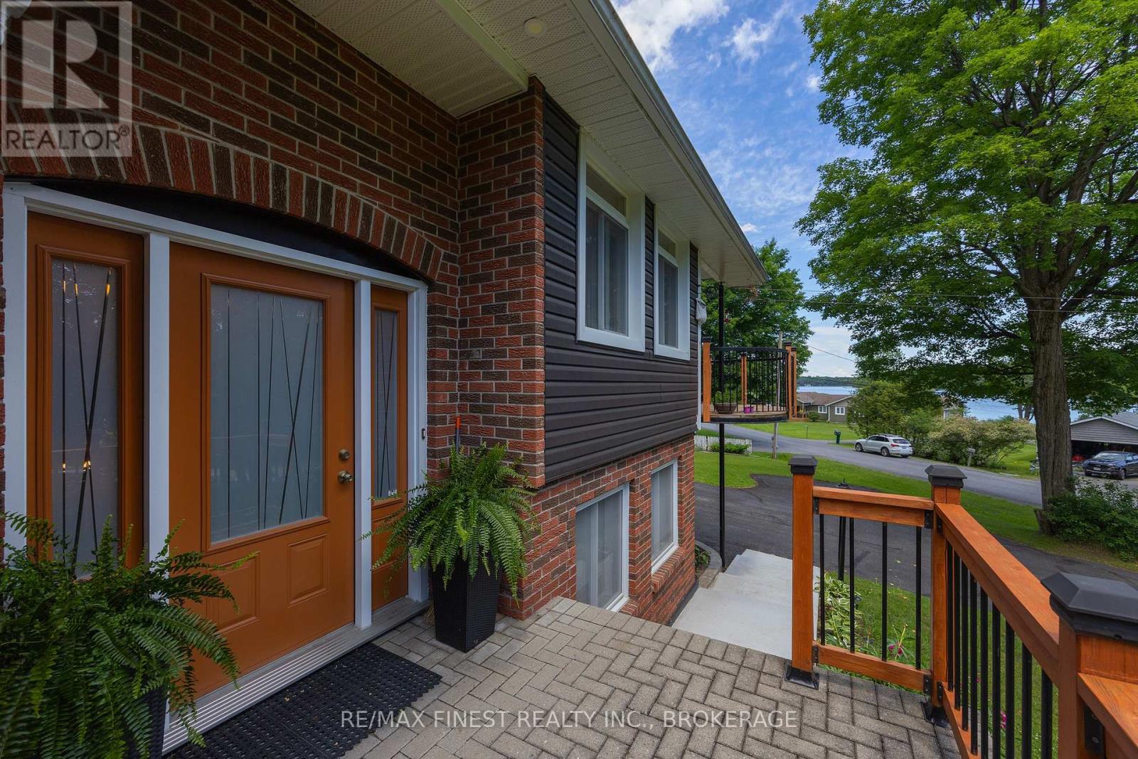 3315 LOUGHBOROUGH DRIVE - 4
