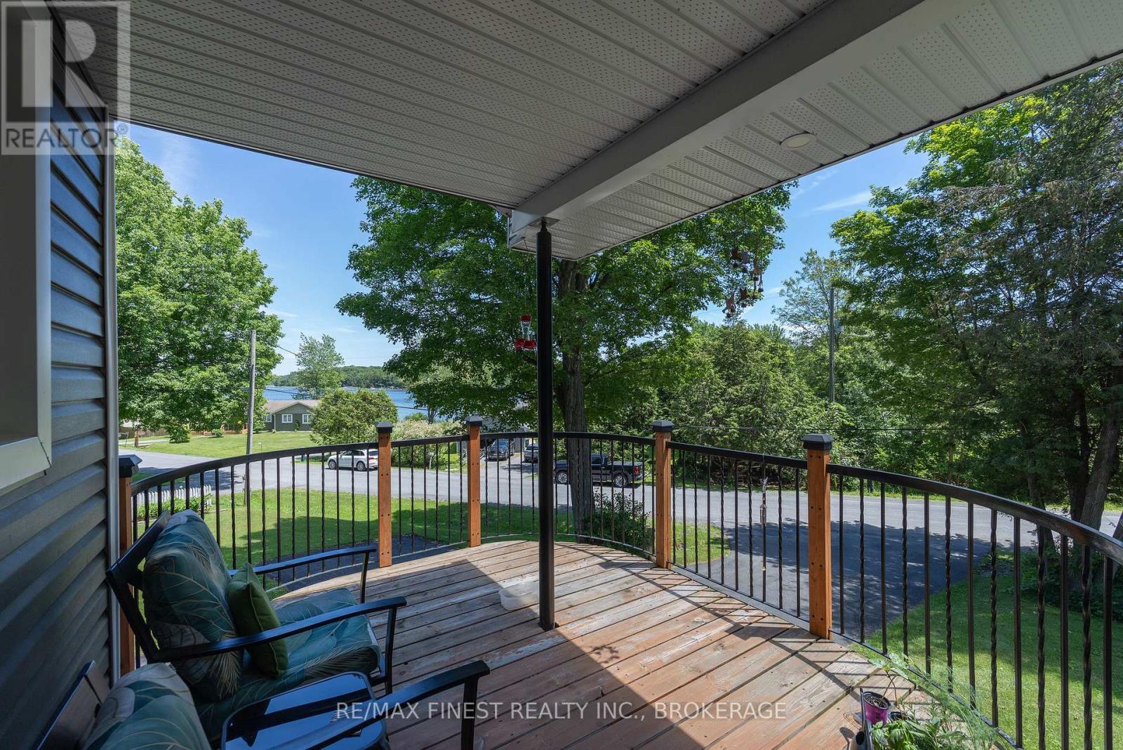 3315 LOUGHBOROUGH DRIVE - 40
