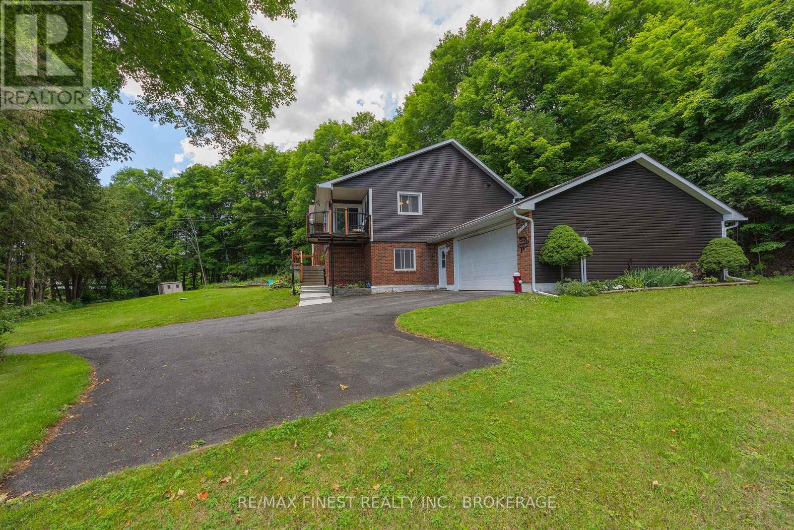 3315 LOUGHBOROUGH DRIVE - 44
