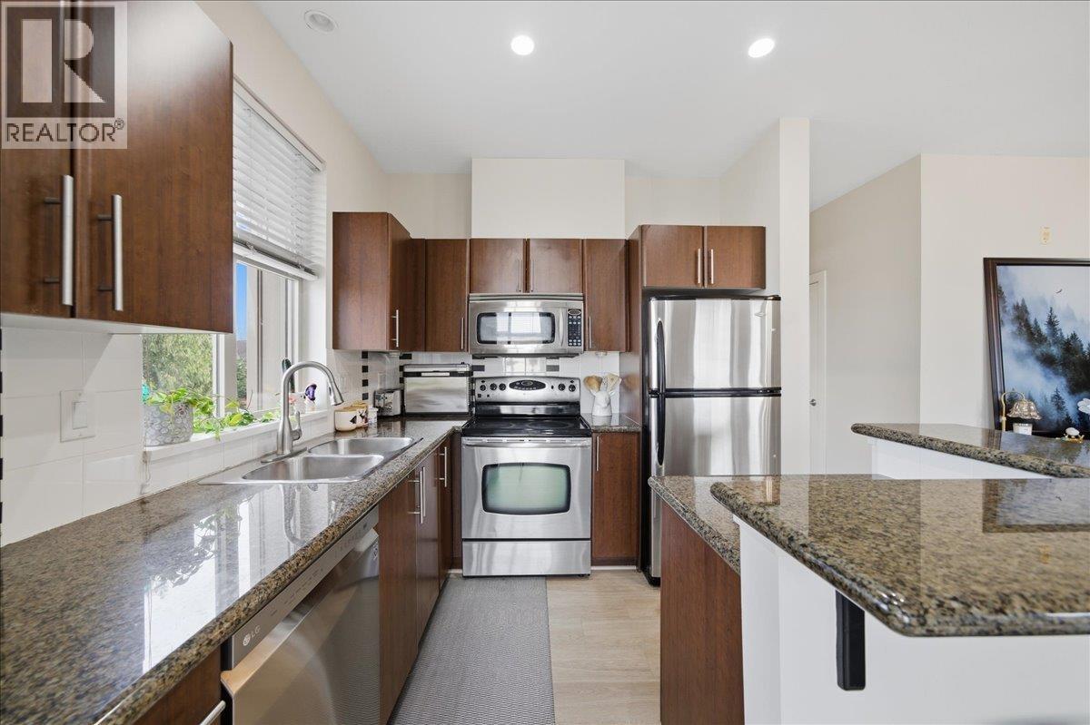 410 2478 SHAUGHNESSY STREET, Port Coquitlam