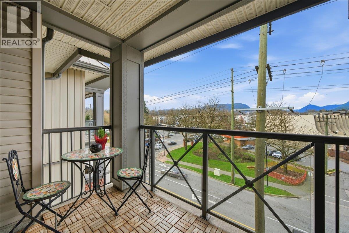 410 2478 SHAUGHNESSY STREET, Port Coquitlam