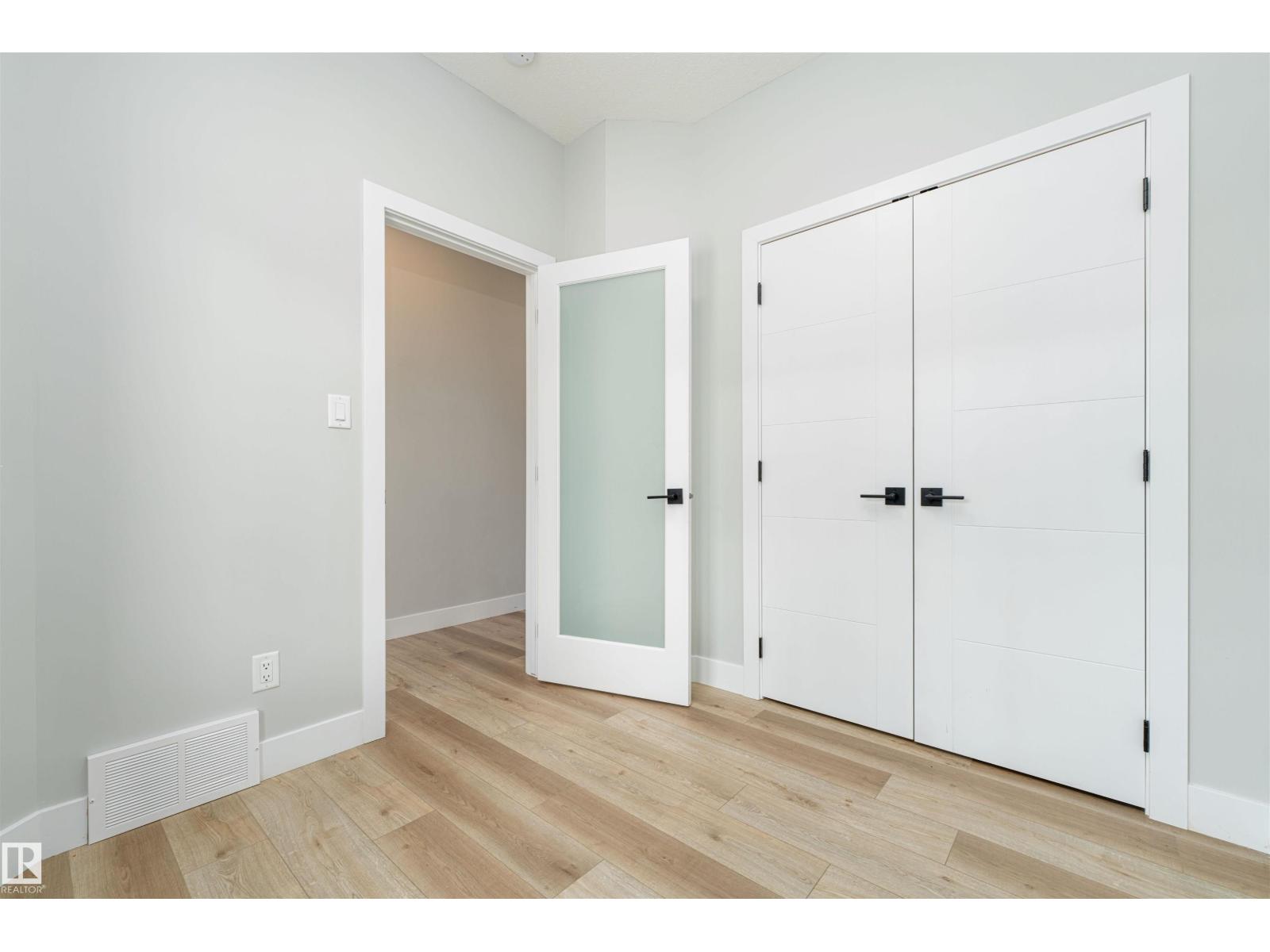 17320 9 AV SW — photo 19