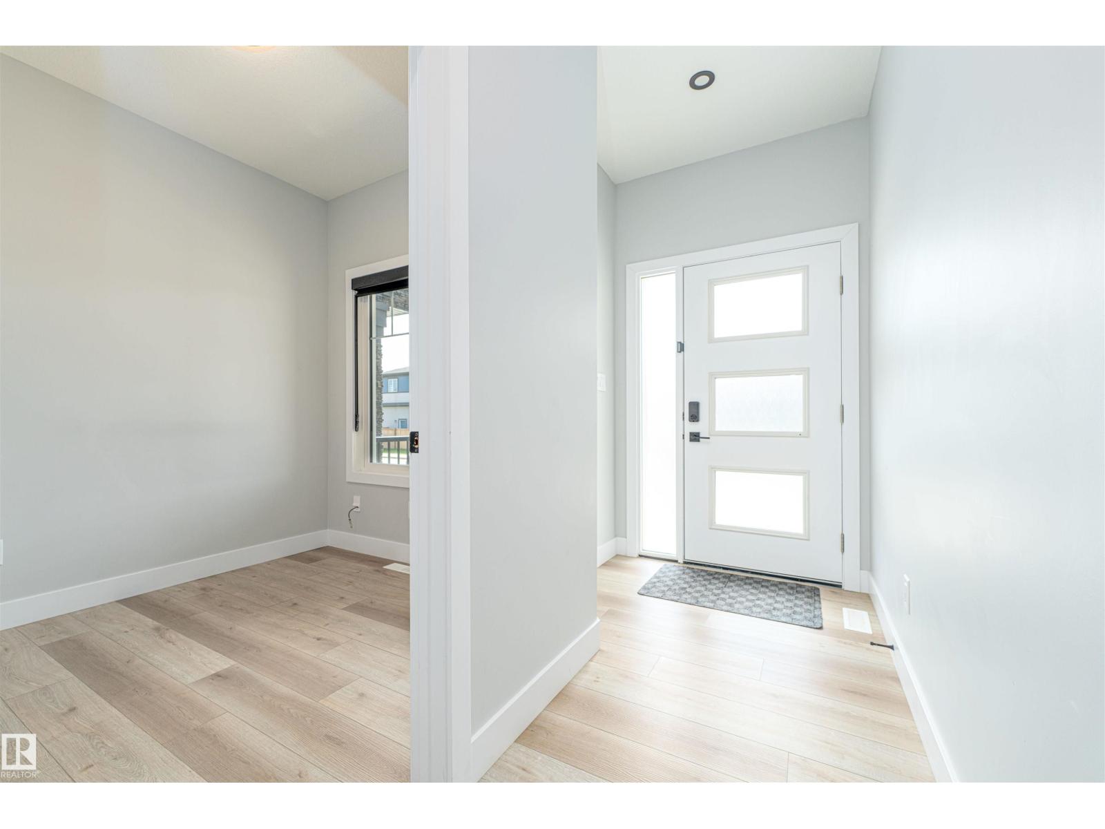 17320 9 AV SW — photo 22