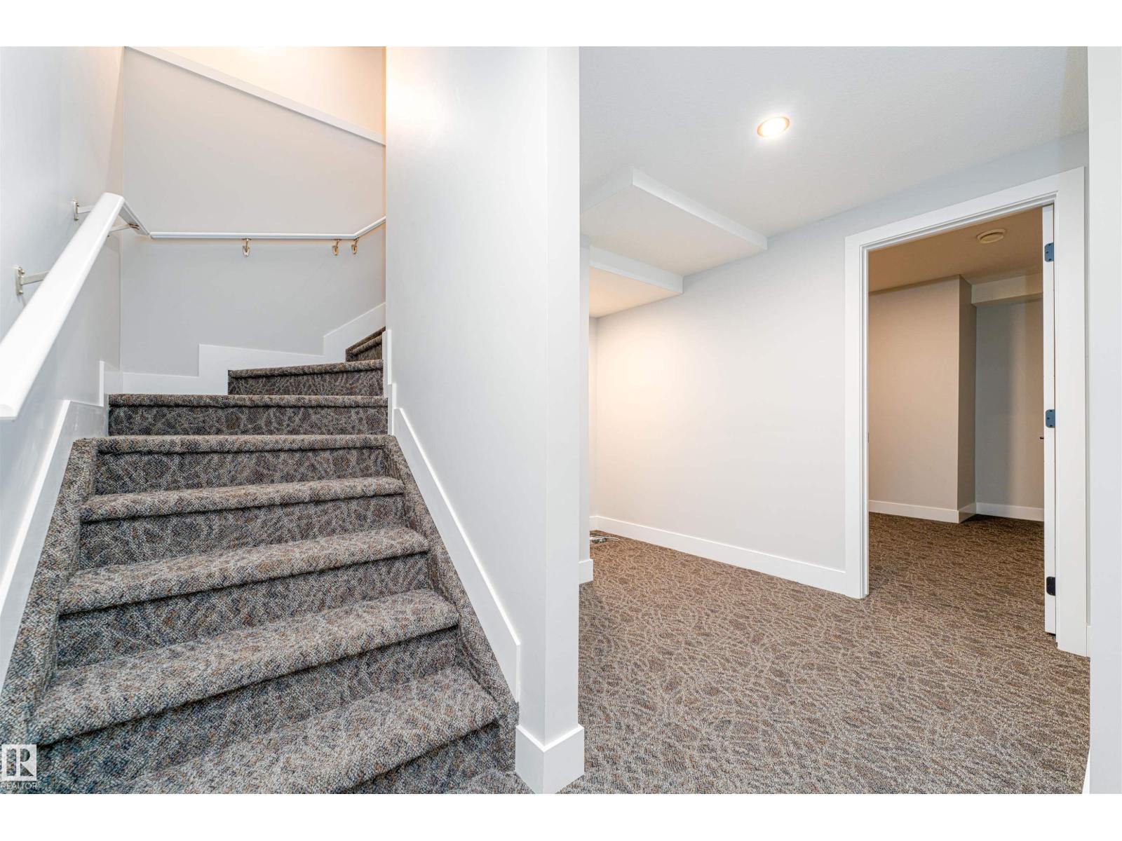 17320 9 AV SW — photo 26