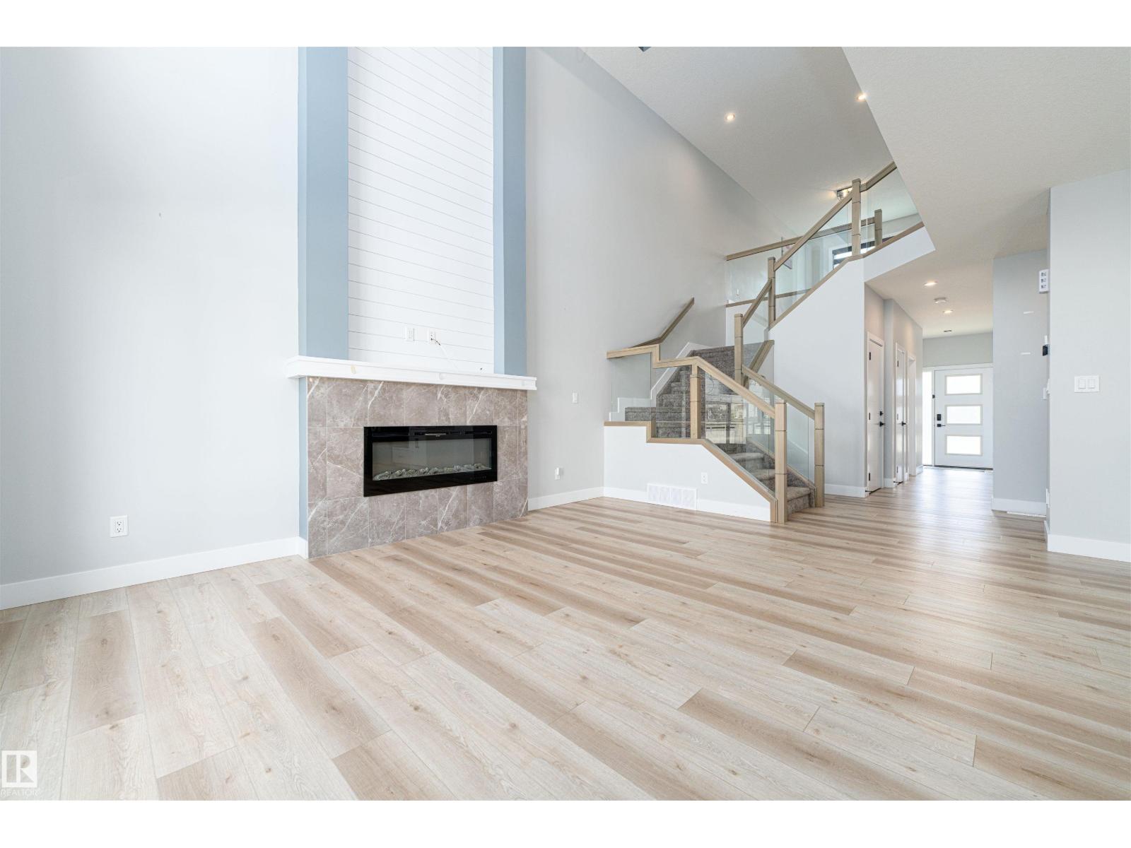 17320 9 AV SW - photo 3