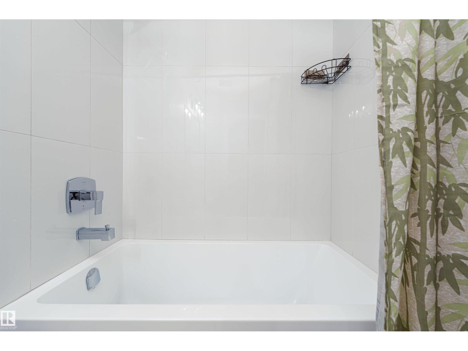 17320 9 AV SW — photo 36
