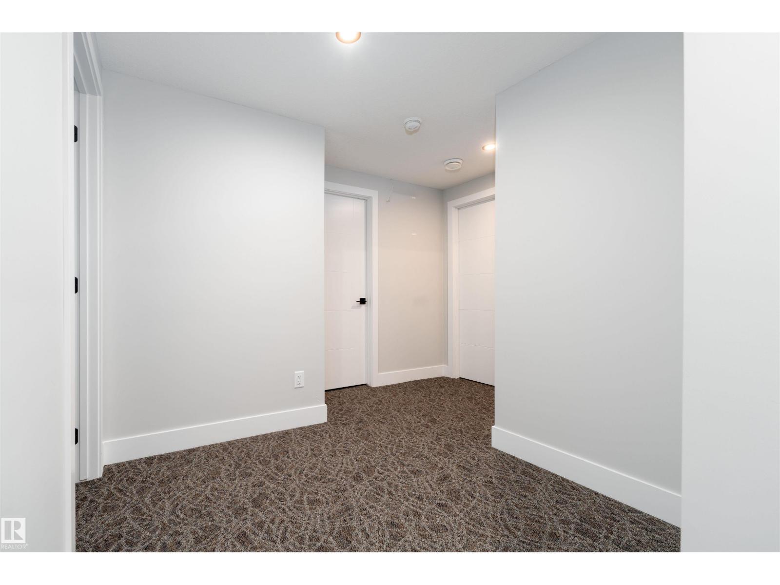 17320 9 AV SW — photo 37
