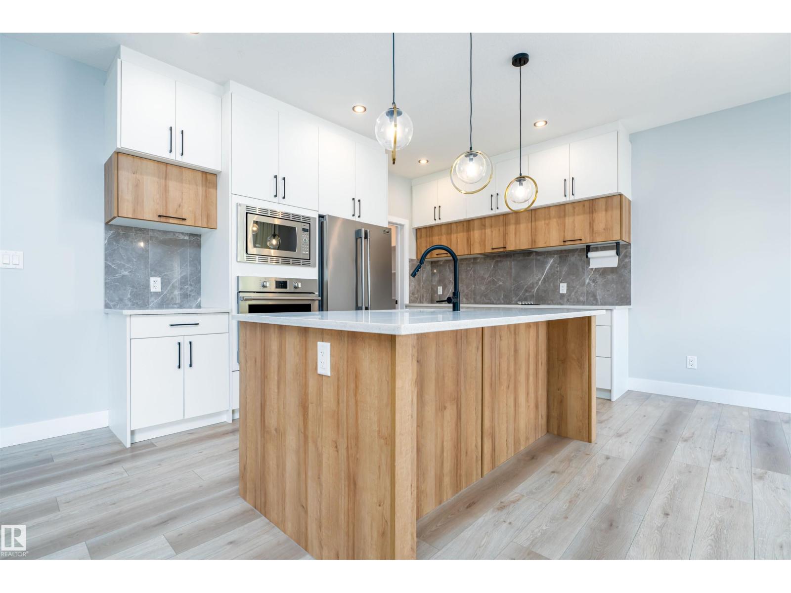 17320 9 AV SW - photo 5