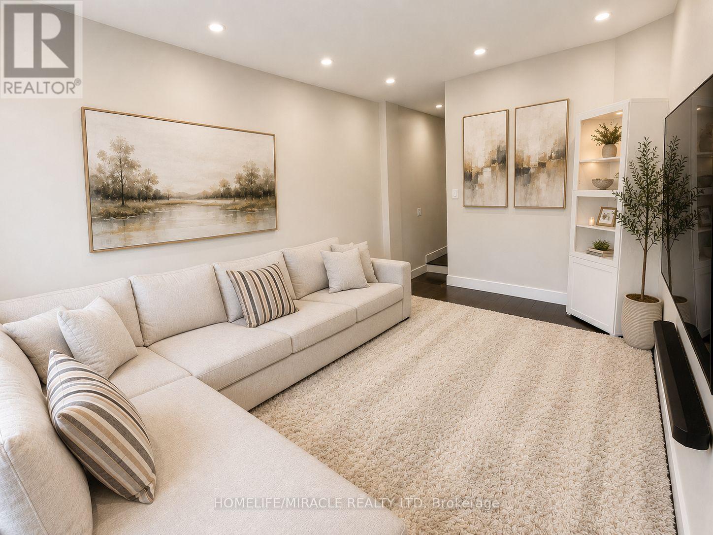 11 REISTVIEW STREET - 11