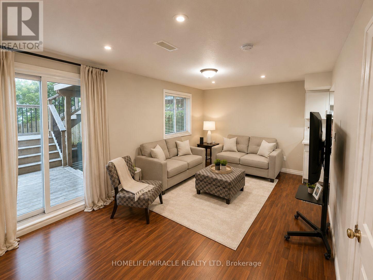 11 REISTVIEW STREET - 14