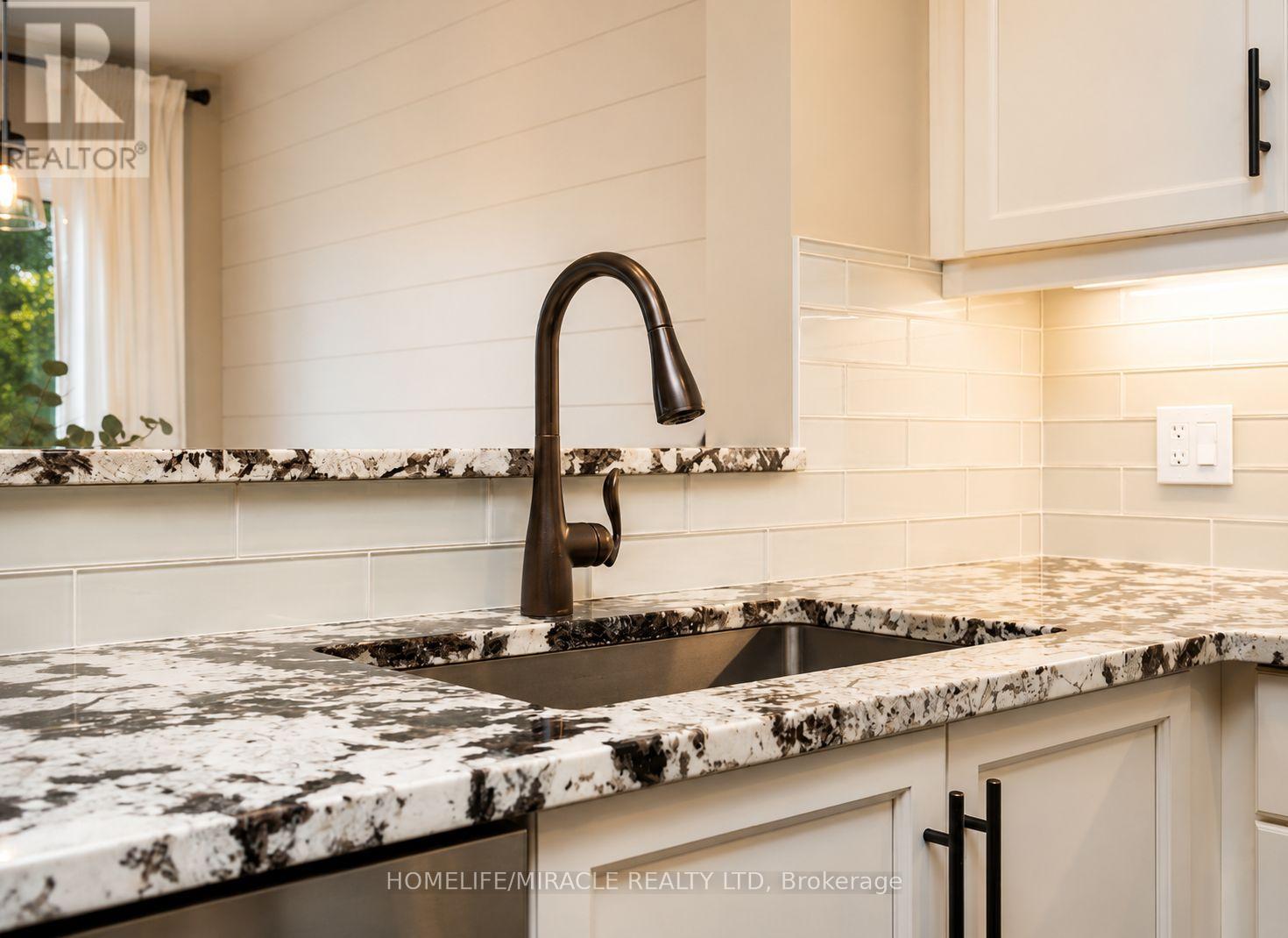 11 REISTVIEW STREET - 7