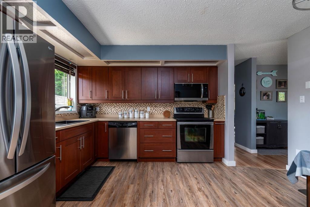 4605 32 Street — photo 8