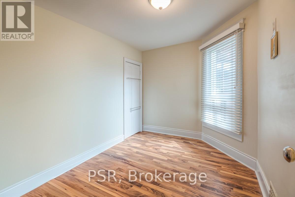 41 SPRINGHURST AVENUE - 18
