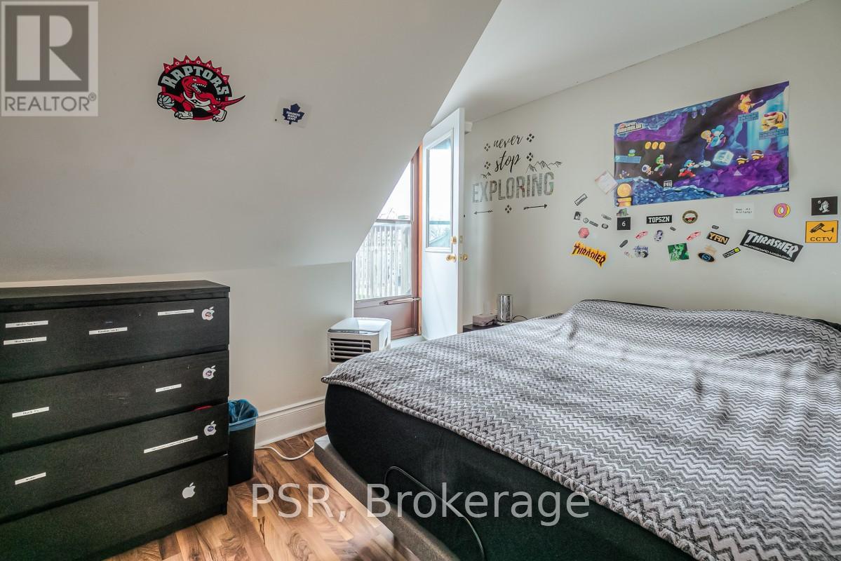 41 SPRINGHURST AVENUE - 24