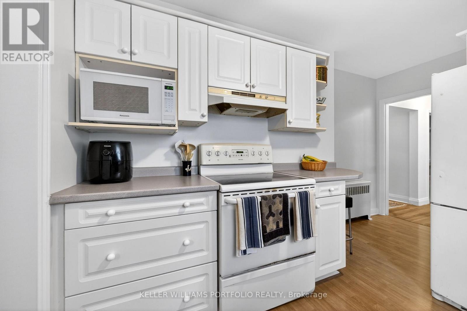 23 ASHBOURNE DRIVE - 17