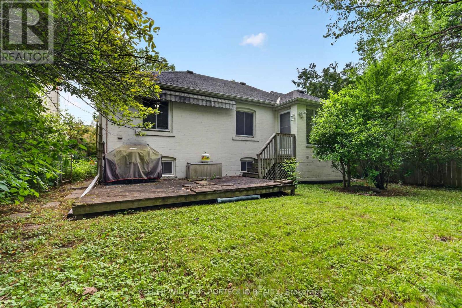 23 ASHBOURNE DRIVE - 24