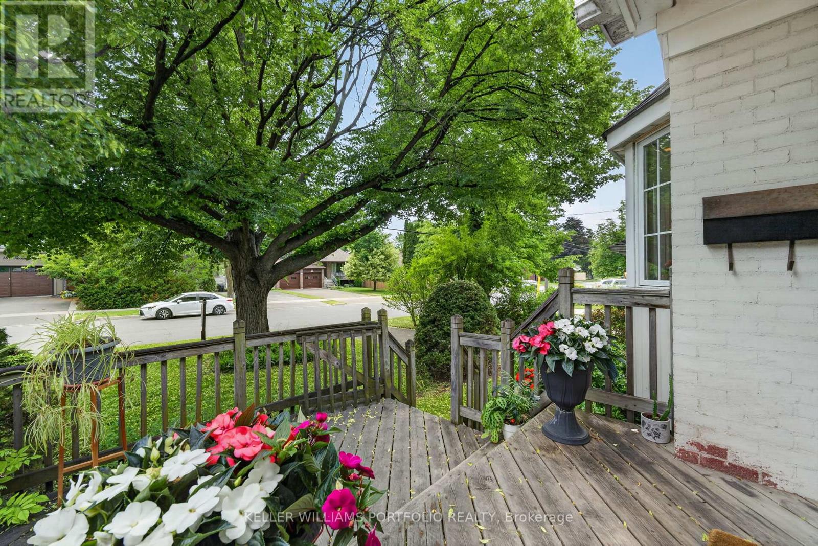 23 ASHBOURNE DRIVE - 27