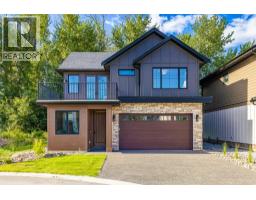 906 Bull Crescent, Kelowna