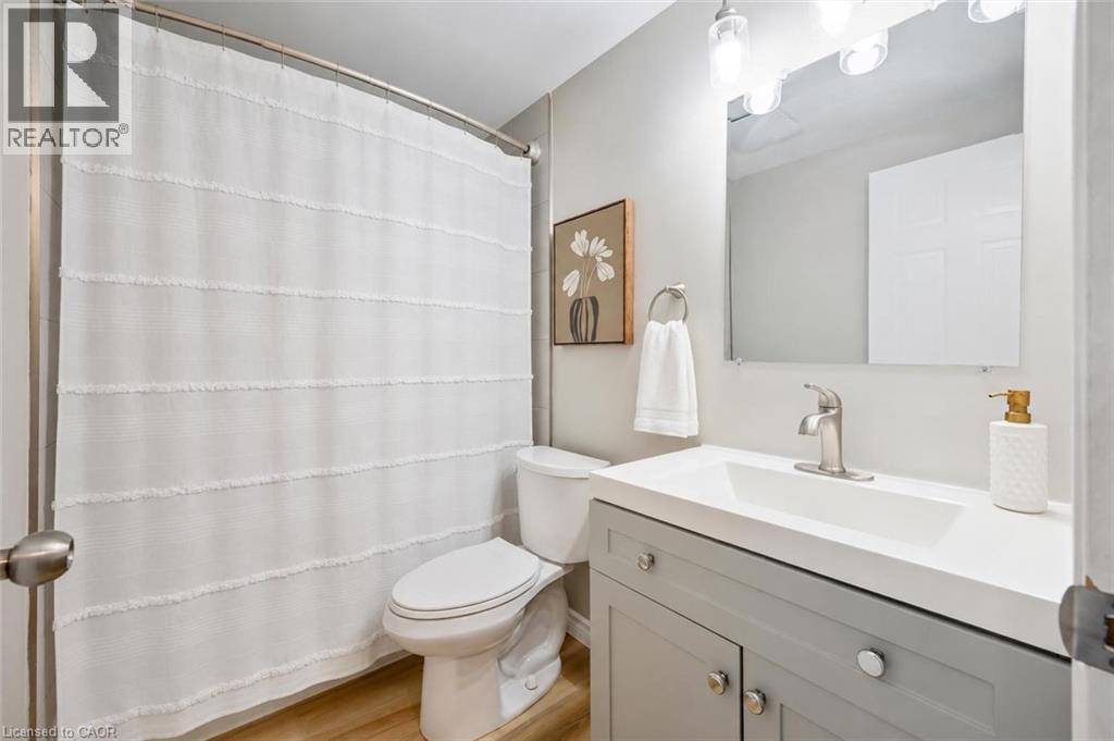 #44 124 GOSLING Gardens - 10