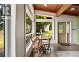 781 Cliff Rd, Quadra Island, BC V0P1N0 Photo 8