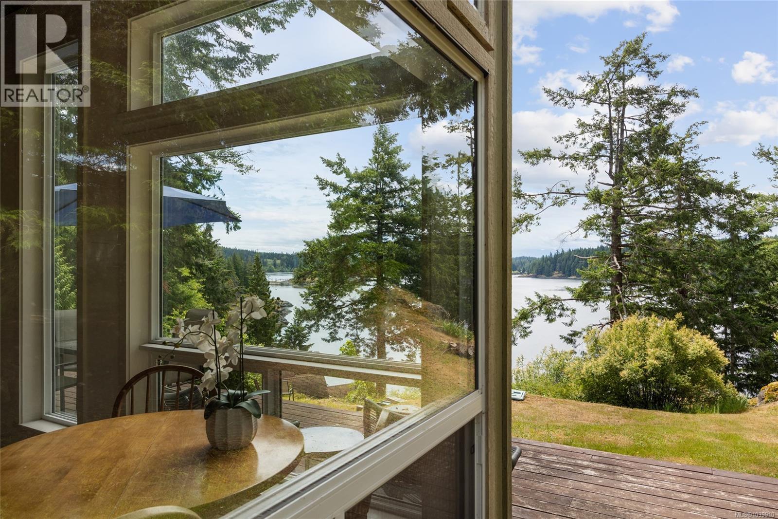 781 Cliff Rd - 4