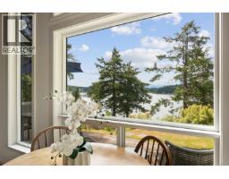781 Cliff Rd, Quadra Island, BC V0P1N0 Photo 9