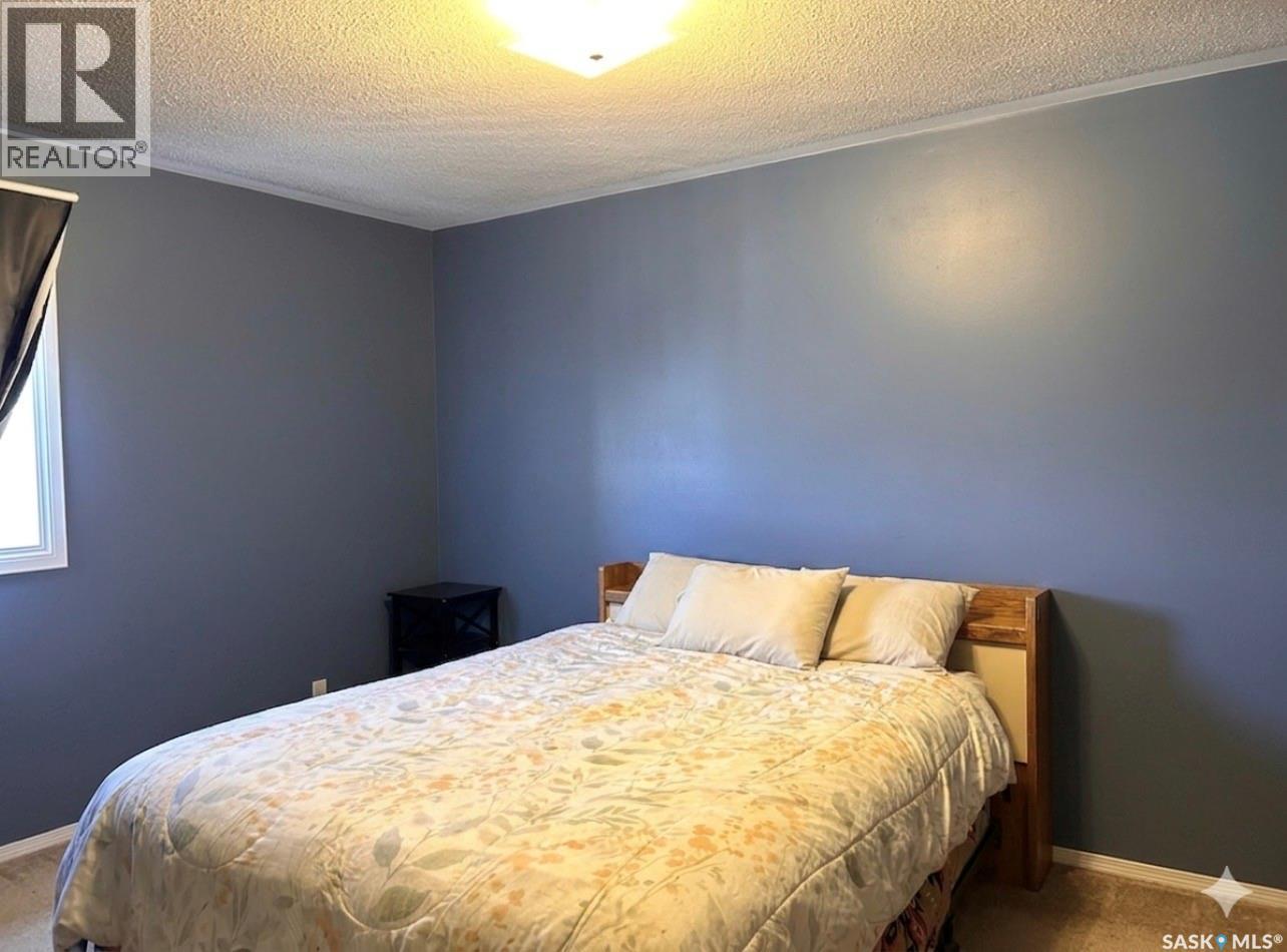 #417 1580 Olive Diefenbaker DRIVE - 13
