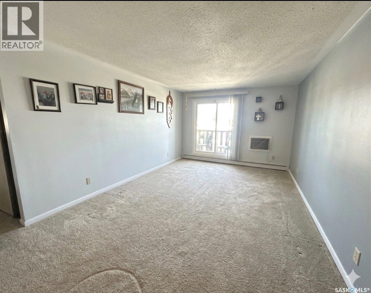 #417 1580 Olive Diefenbaker DRIVE - 5