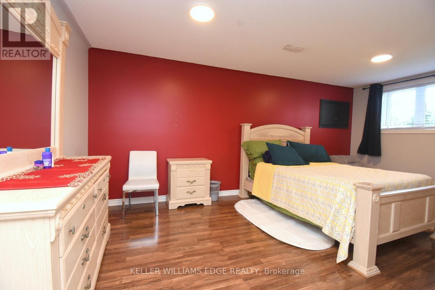334 ST LAWRENCE DRIVE - 30
