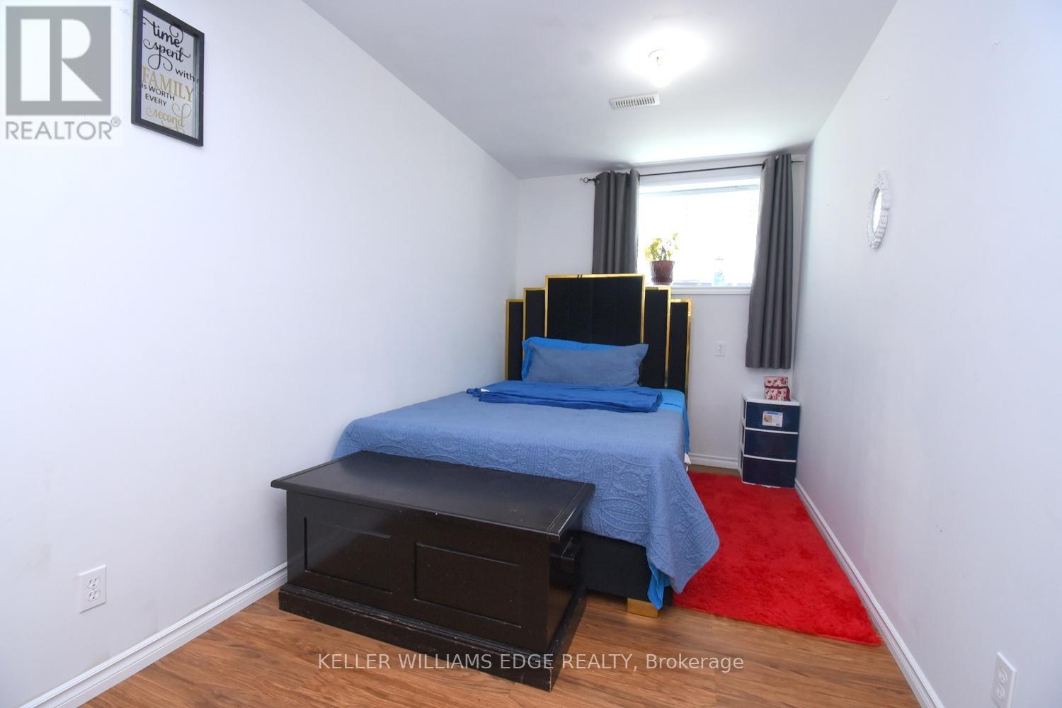 334 ST LAWRENCE DRIVE - 32