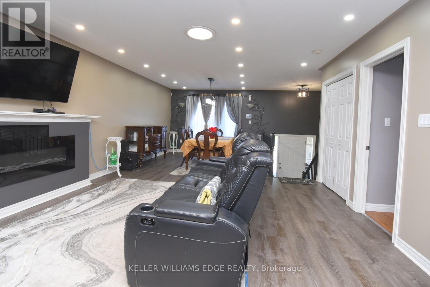 334 ST LAWRENCE DRIVE - 6