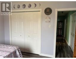 10 Rose Avenue thumbnail 20