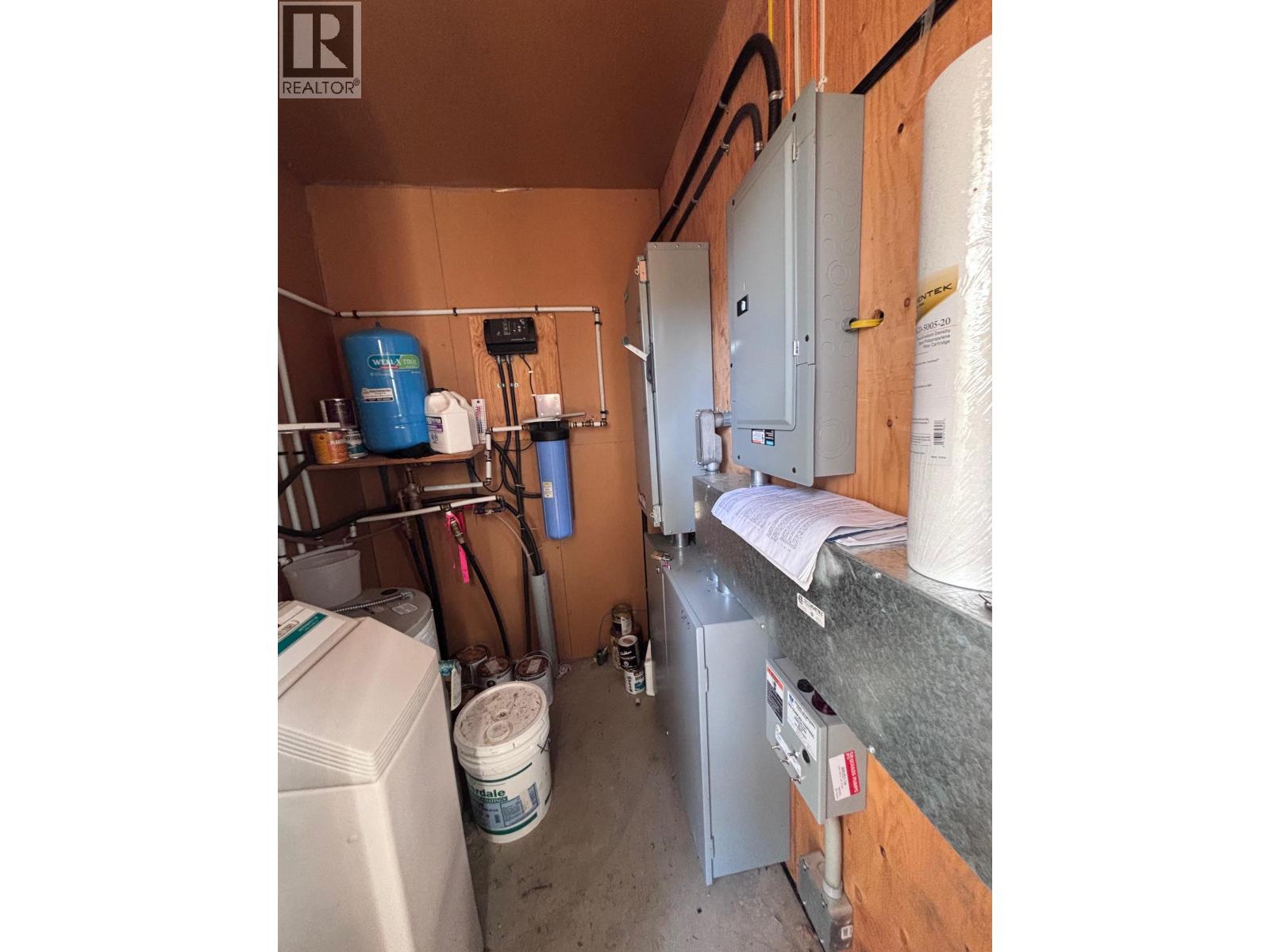 1475 Courtenay Brown Road - 38