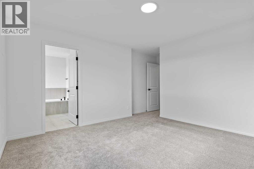 138 Corner Glen Square NE — photo 23