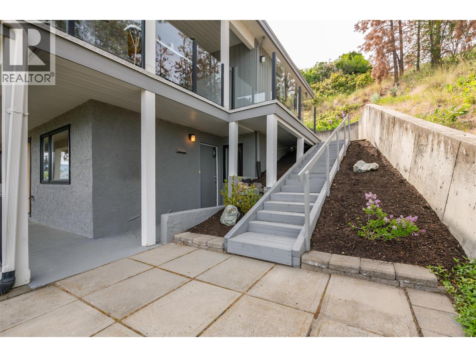 2674 Lakeview Road - 46