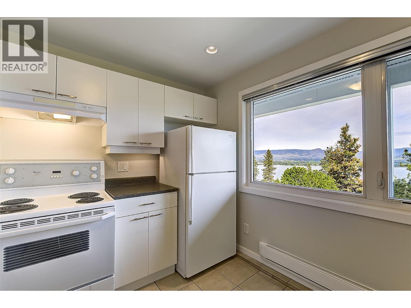 2674 Lakeview Road - 41
