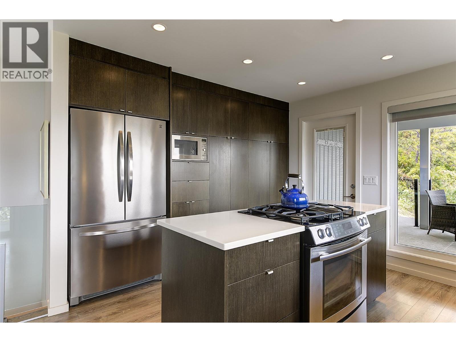 2674 Lakeview Road - 9