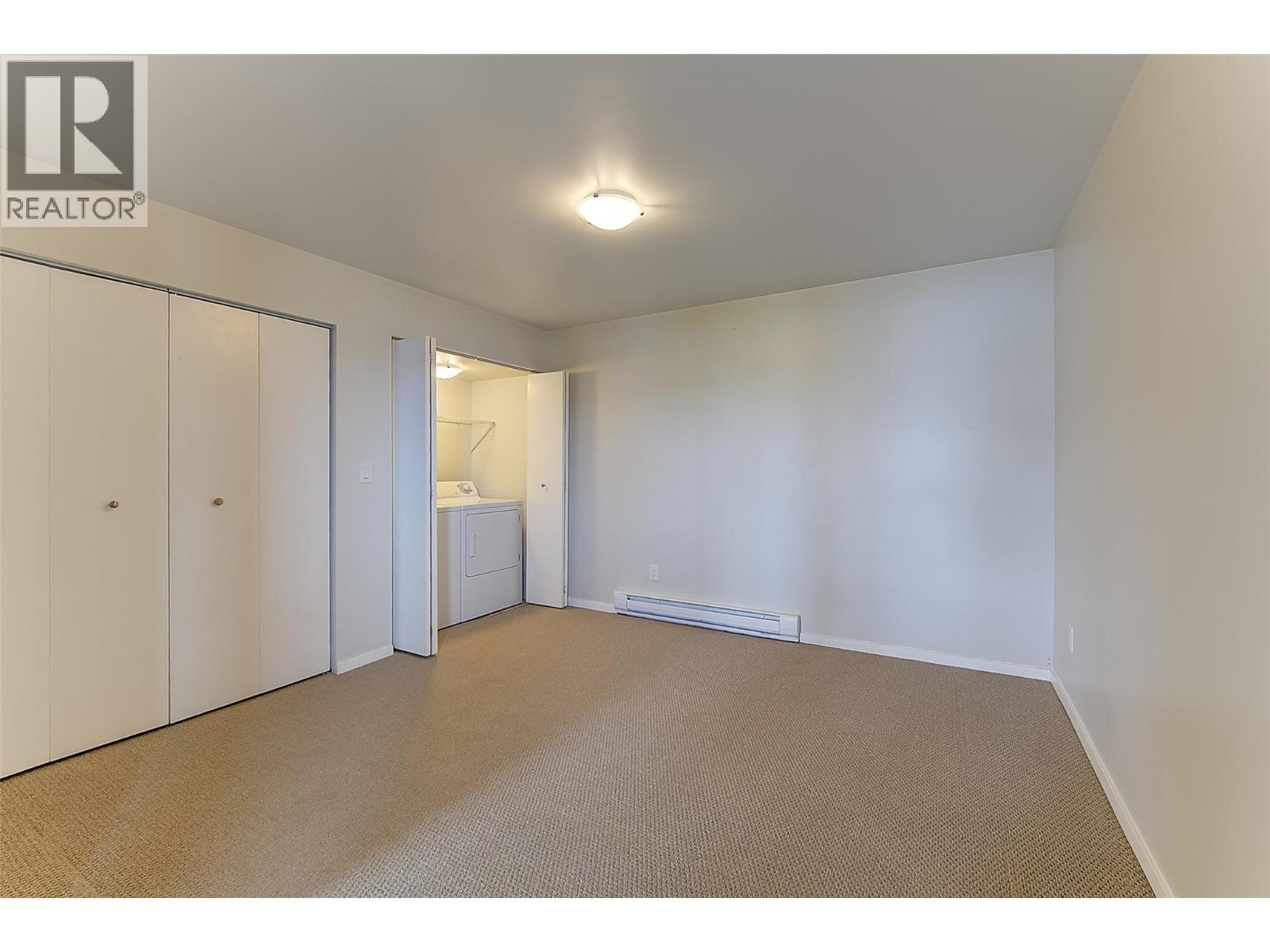 2674 Lakeview Road - 43