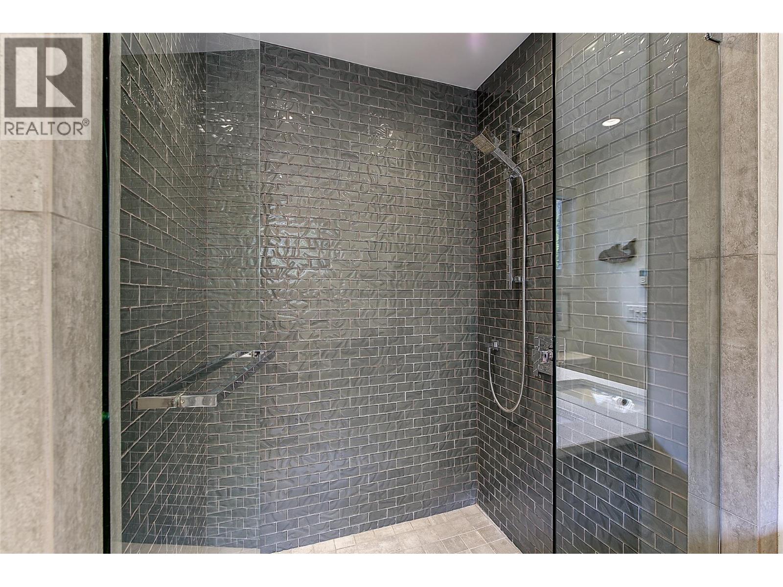 2674 Lakeview Road - 22