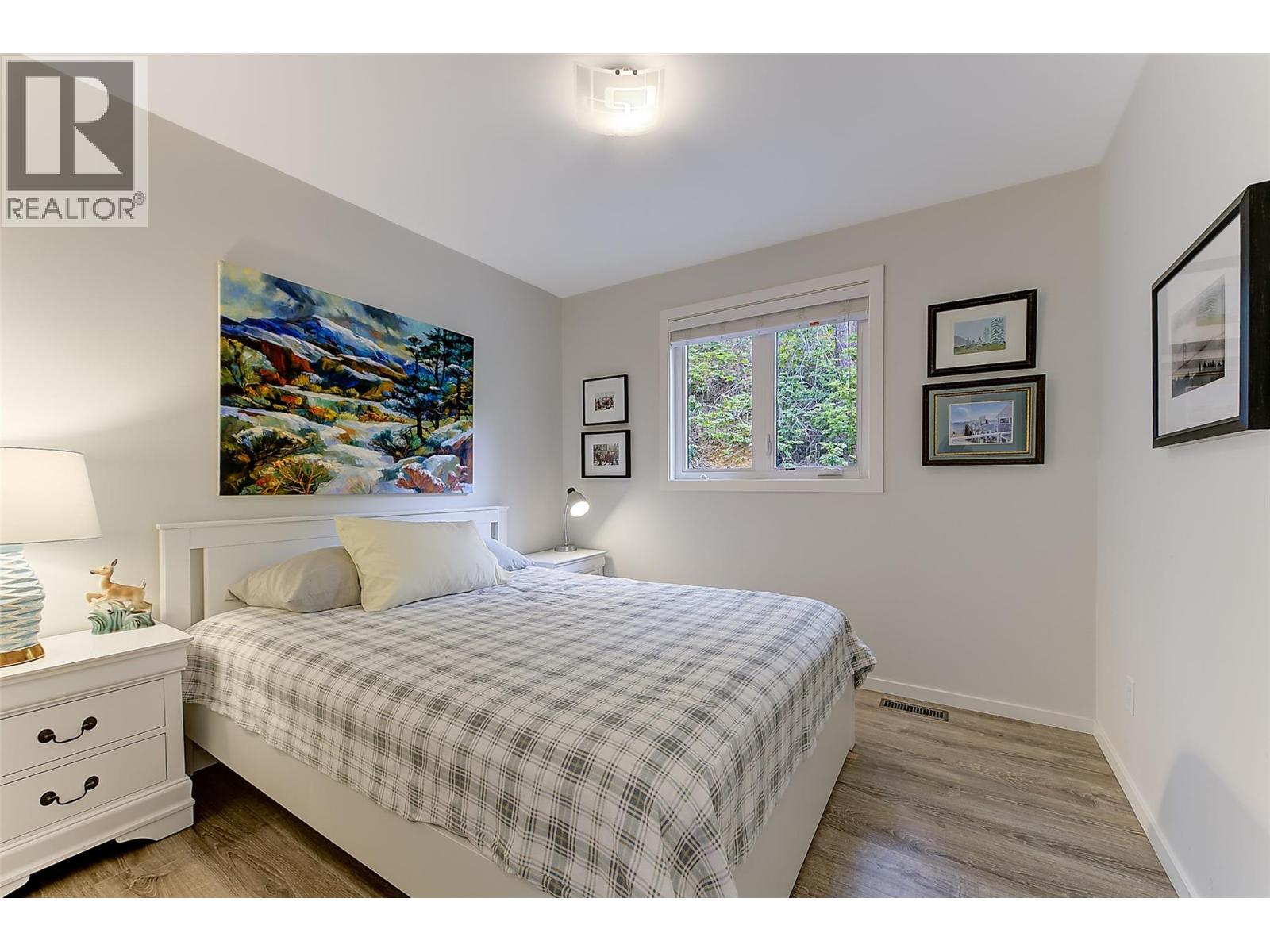 2674 Lakeview Road - 28