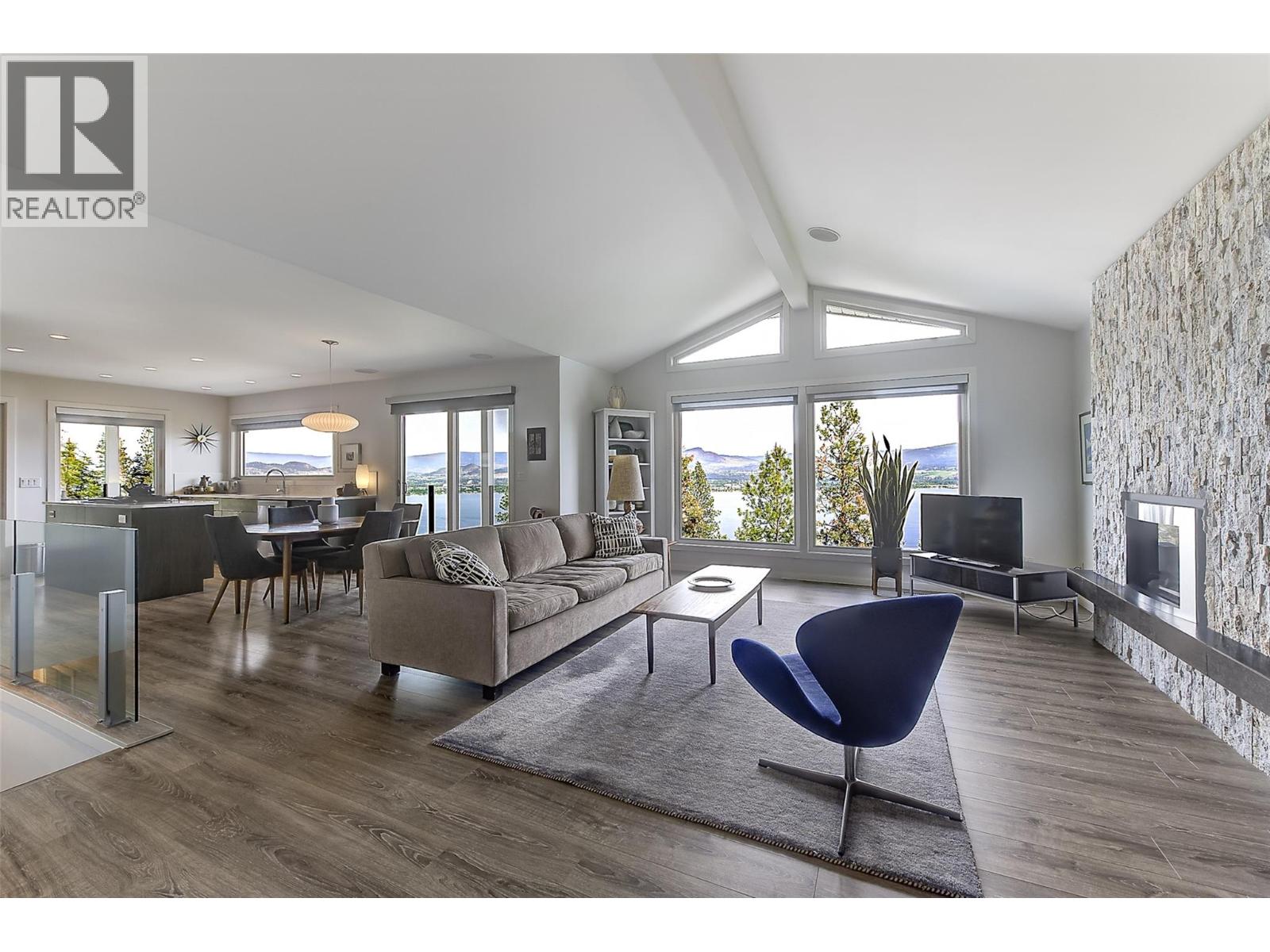 2674 Lakeview Road - 4