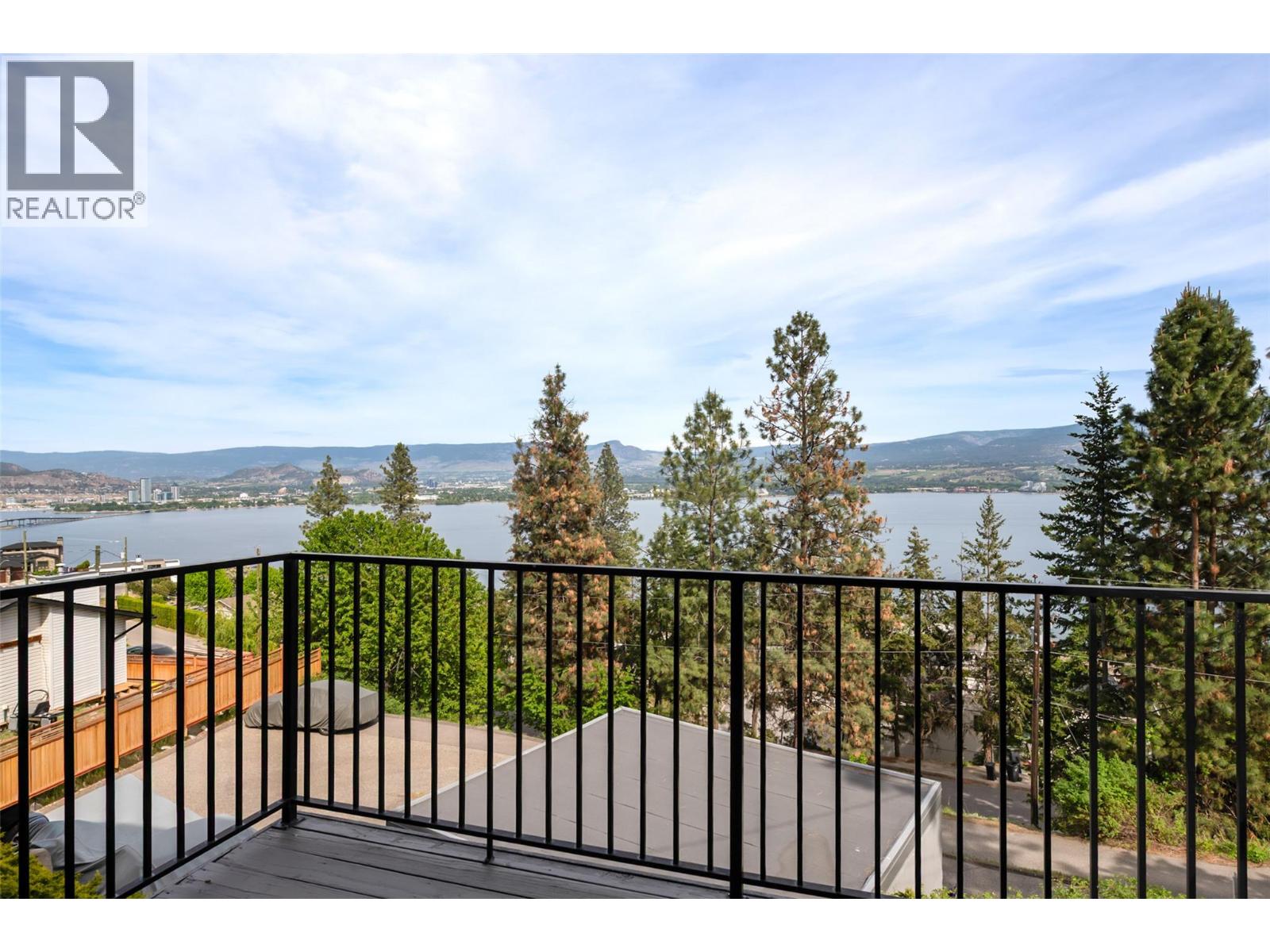 2674 Lakeview Road - 31