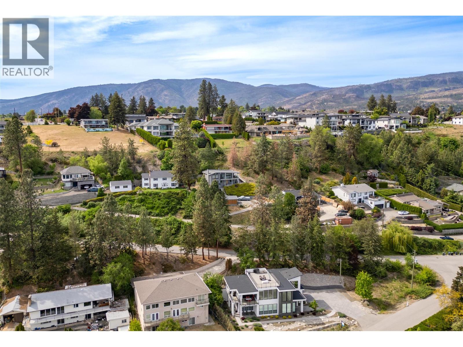 2674 Lakeview Road - 58