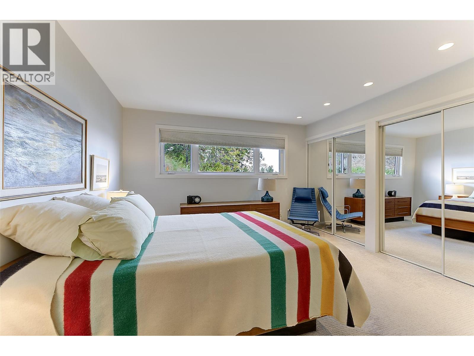 2674 Lakeview Road - 24