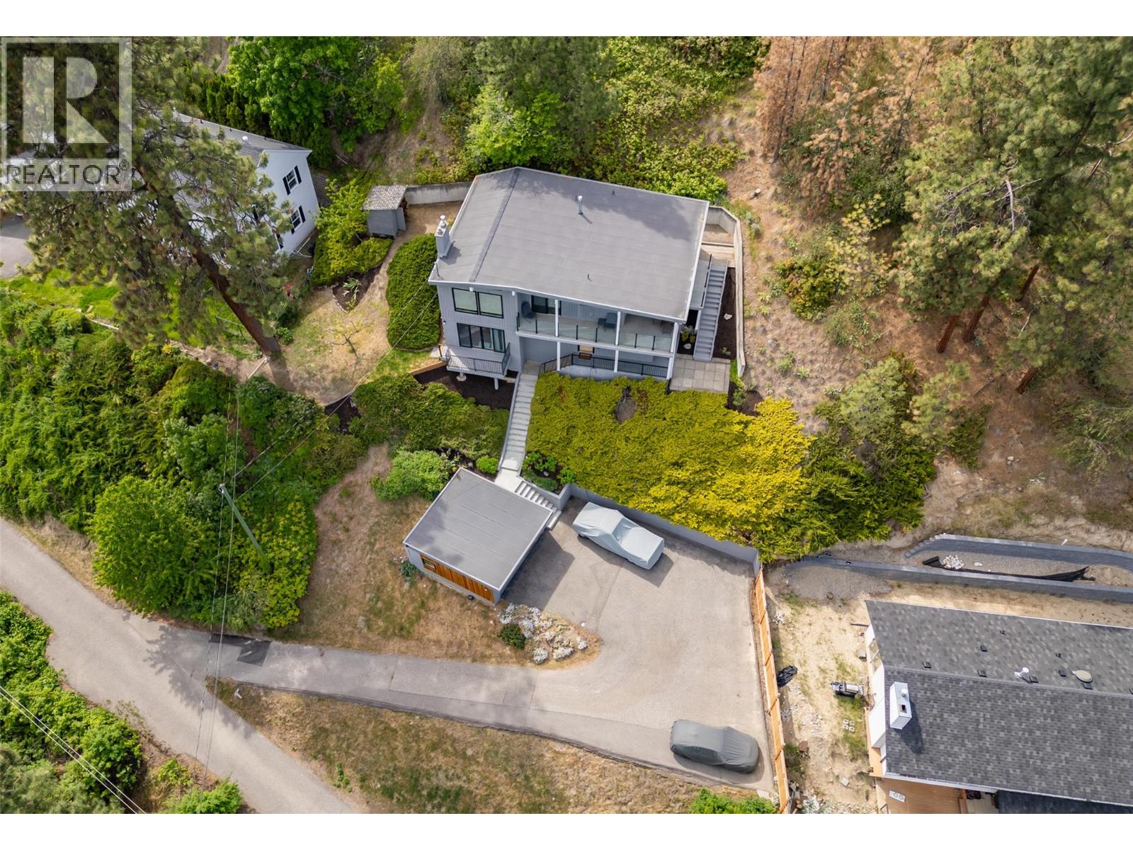 2674 Lakeview Road - 56