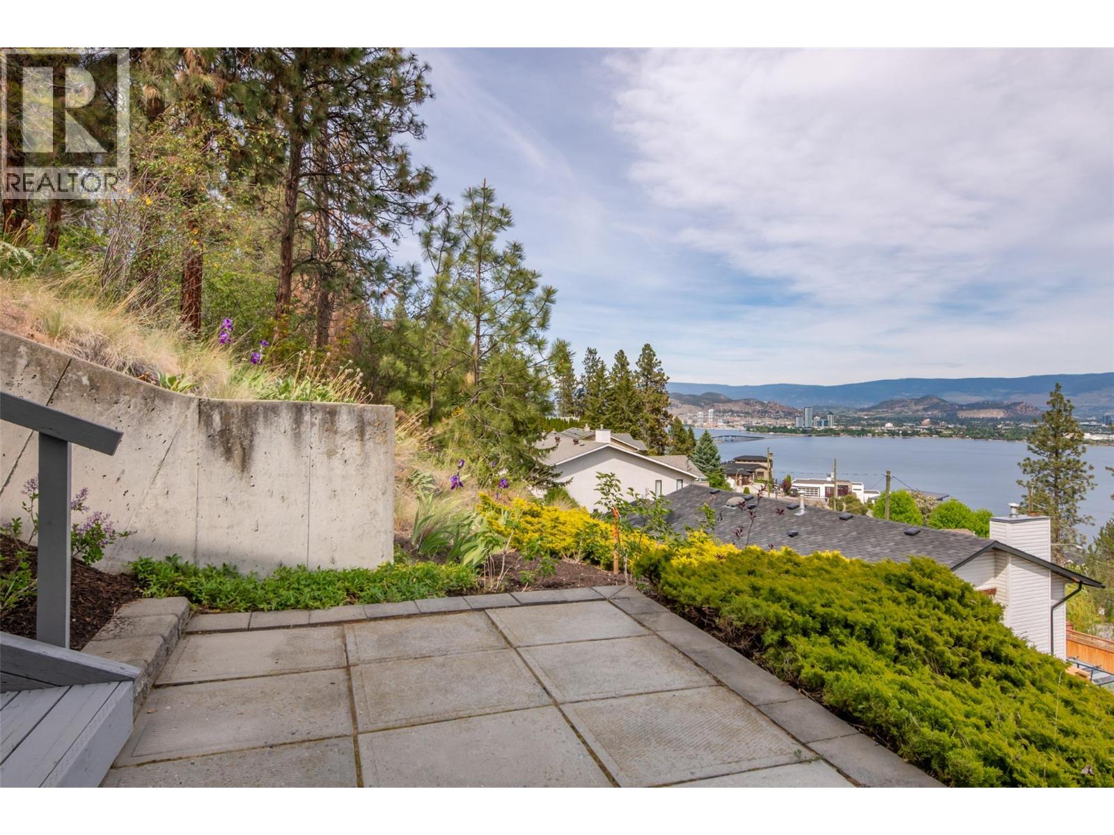 2674 Lakeview Road - 44
